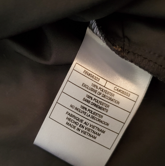 Nike Woman's Grey and yellow track suit - Picture 7 of 7